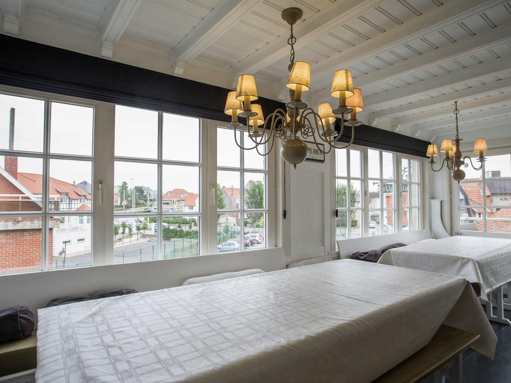 Beautiful Villa 200 Metres From The Sea Koksijde Exterior foto